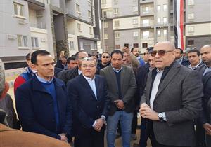 وزير الإسكان ومحافظ المنيا يتفقدان محطة الصرف الصحي وسكن مصر