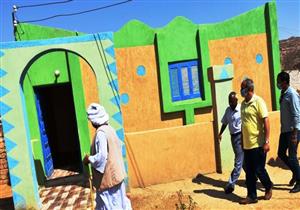 صور.. سكرتير عام أسوان يتابع مشروعات "حياة كريمة" في "خور أبو سبيرة"