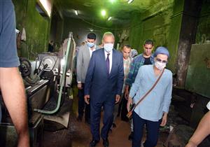 بالصور.. وزيرة البيئة تتفقد منشآت صناعية بمنطقة العكرشة في القليوبية