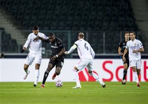 بنزيما وكاسيميرو ينقذان ريال مدريد بتعادل قاتل أمام مونشنجلادباخ بأبطال أوروبا