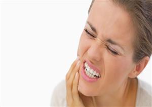علاجات منزلية قد تساعد في تخفيف ألم خراج الأسنان