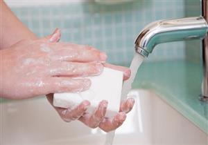 هل أدى الاهتمام بغسل اليدين وإهمال الكمامات لانتشار كورونا؟