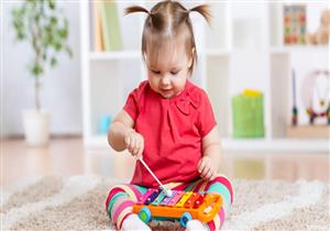 نصائح لعدم تعكير مزاج طفلك عندما تقطع عليه سعادته باللعب