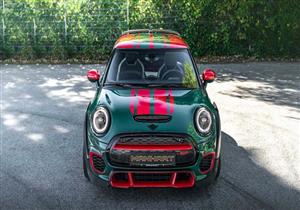 مانهارت تجري تعديلات على ميني JCW GP لتنطلق بقوة 350 حصان (صور) 