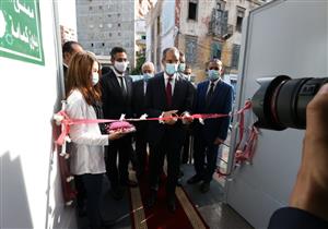 وزير الاتصالات يفتتح مركزين للخدمات البريدية بالإسكندرية 