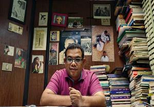 "بكاء نصر حامد أبو زيد وقصة نزار قباني".. سيد محمود| مثقفون يروون ذكرياتهم مع معرض الكتاب 