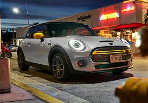 فاقت التوقعات.. مسئول بميني: ارتفاع الطلب على السيارة الكهربائية مذهل