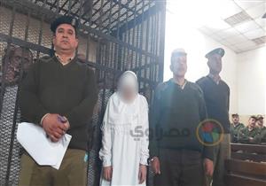 مفاجأة في محاكمة الجدة المتهمة بقتل حفيدتها.. والدة "جنة" تتنازل عن القضية 