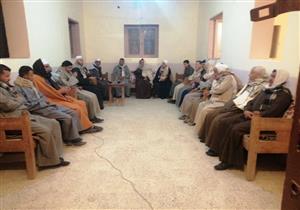 بالصور.. عُمدة نزة الحاجر يقيم عزاءً لـ"مبارك" في سوهاج