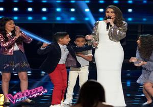 فيديو| نانسي تؤهل متسابقا مصريا لمرحلة النهائيات في "The voice kids"