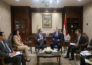 سفير بيلاروسيا يؤكد حرص بلاده على تعزيز الحركة السياحية لمصر