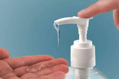 احذر منه في هذه الحالات- 5 مخاطر لاستخدام معقم اليدين