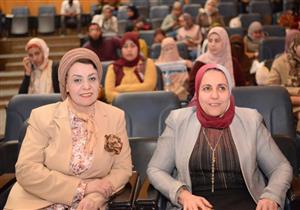 نائب رئيس جامعة أسيوط تحذر من شائعات انتشار "كورونا" بمصر