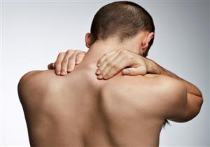 منها الخلع.. 4 مشكلات شائعة تسبب ألم الكتف 