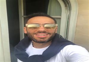 رامي جمال يستغل الحجر المنزلي لاختيار أغاني ألبومه الجديد ويفاجئ زوجته