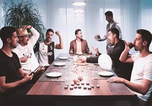 سامي خضيرة يحتفل بعيد ميلاده مع "نفسه"