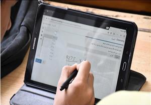 اليوم.. طلاب ثانية ثانوي يؤدون امتحان الجبر والتفاضل إلكترونيًا