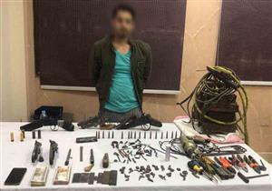 ضبط حداد يدير ورشة لتصنيع الأسلحة النارية في السلام