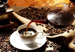 أخصائي تغذية يكشف أضرار الإفراط في تناول الشاي والقهوة