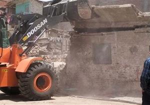 رئيس جهاز 6 أكتوبر يقود حملة لإزالة التعديات ورفع الإشغالات بعدة مناطق بالمدينة