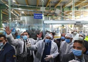 بالصور.. وزير القوى العاملة يتابع إجراءات مواجهة كورونا بمصانع العاشر من رمضان