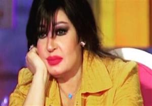 رامز جلال معلقا على إطلالة فيفي عبده: "لابسه فويل وعايز تدخل الفرن" (فيديو)