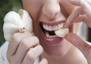  هل تناولت الثوم على معدة فارغة فور الاستيقاظ؟.. إليك فوائده المذهلة