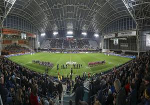 20 ألف مشجع .. نيوزيلندا تعيد الجماهيرللاستادات بدوري الرجبي (فيديو)