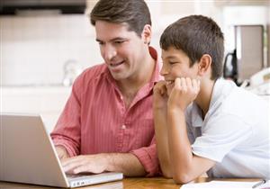  سلامة طفلك على الإنترنت مسئوليتك.. كيف تحافظ عليها في زمن كورونا؟