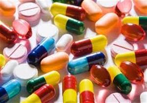 "الدواء المصرية" توضح الأضرار الصحية للإفراط في تناول الفيتامينات