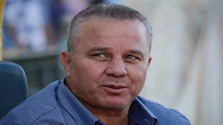 الإعلان خلال ساعات.. شوقي غريب يتمم اتفاقه لتولي تدريب هذا النادي