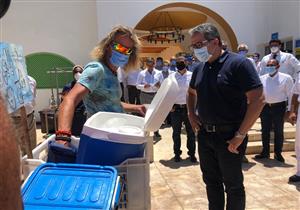 وزير السياحة يتفقد فنادق ومشروعات مدينتي دهب ونويبع (صور)