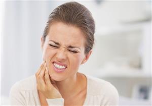 تغنيك عن المسكنات.. 5 طرق طبيعية لعلاج آلام خلع الأسنان