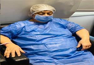 منة فضالي تنشر صورة لوالدتها بعد تعرضها لأزمة صحية