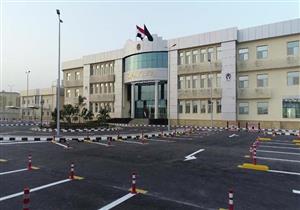  الداخلية تكشف سبب توزيع أوراق ملونة على السيارات بمنطقة الرحاب