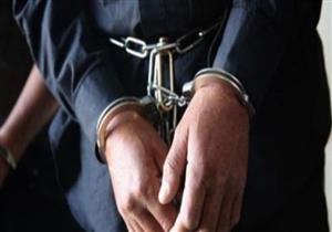 ضبط شخصين أثناء بيعهما سيارة مسروقة بالتبين