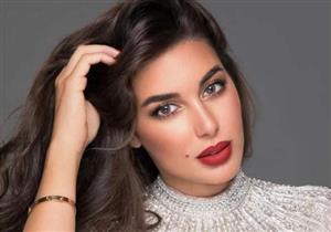 ياسمين صبري تخطف الأنظار بإطلالة جذابة بالأحمر