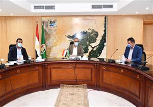  محافظ الفيوم يوجه بإغلاق مغاسل السيارات غير المرخصة