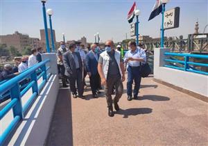 وزير النقل يتفقد محطة سكة حديد المنيا