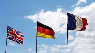 بعد الهجوم الأمريكي.. الترويكا الأوروبية تدعو إيران لمفاوضات نووية