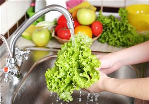 لطعام صحي.. ما الطريقة الصحيحة لغسل الفواكه والخضروات؟