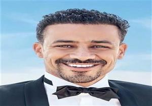 أحمد داود يشارك في تحدي صور الطفولة