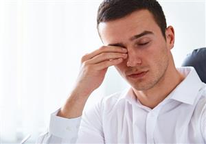 ما أسباب حرقان العين البسيطة والخطيرة؟