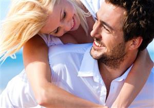 لـ7 أسباب.. لماذا يفضل بعض الرجال النساء القصيرات؟