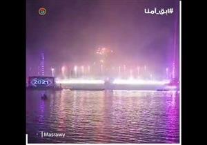 بالألعاب النارية .. احتفالات العام الجديد من أمام كوبري تحيا مصر