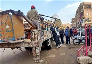 صور.. محافظ القليوبية يقود حملة لضبط المخالفات في شبرا 