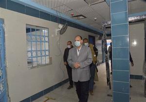 بالصور.. محافظ أسيوط يتفقد وحدة طب الأسرة بقرية الهمامية