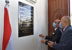 بالصور.. محافظ أسوان يفتتح لوحة توزيع كهرباء فريال