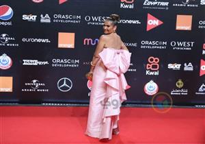 هنا شيحة: الجونة بيتي الثاني وبحس إني بتحرر فيها من القيود