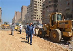 محافظ القليوبية يقود حملة لإزالة الإشغالات ورفع القمامة بشبرا الخيمة 